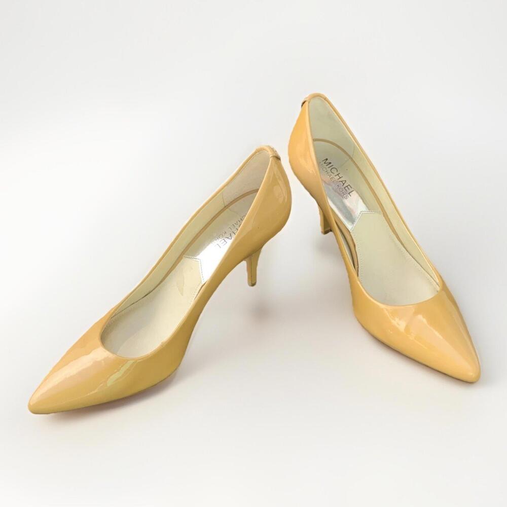 Michael Kors Patent Leather Beige Heels Sz 8.5 Womens